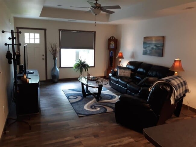 Building Photo - 535 Ryan St #2