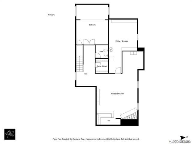 Building Photo - 689 Red Deer Rd