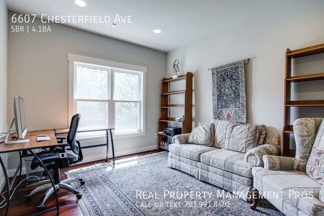 Building Photo - 6607 Chesterfield Ave