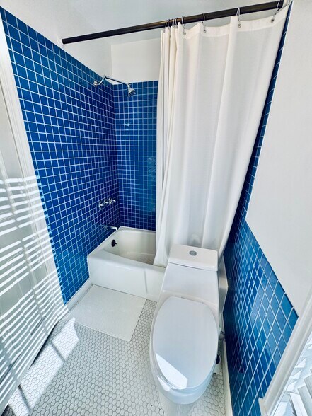 Building Photo - 1418 T St NW