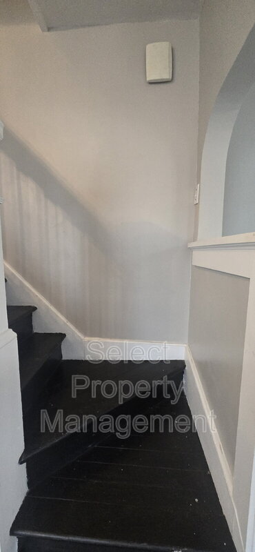 Building Photo - 1112 Lake Ave