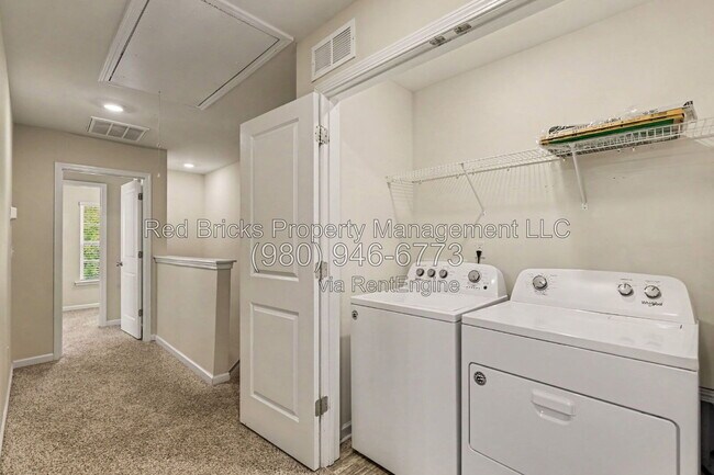 Building Photo - 6049 Guildford Hill Ln