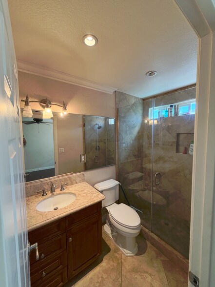 Building Photo - 4928 W 119th Pl