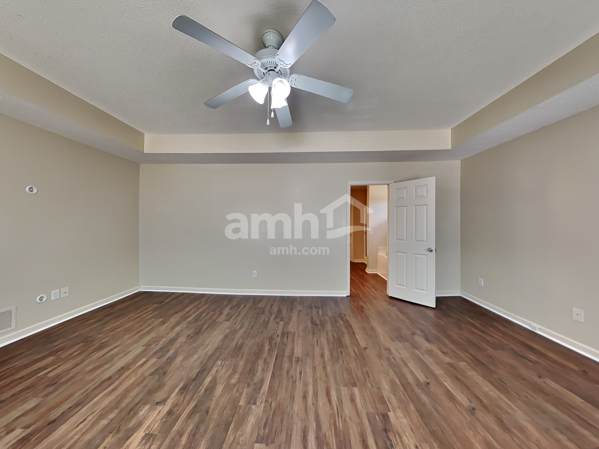 Building Photo - 7343 Hampton Valley Cv