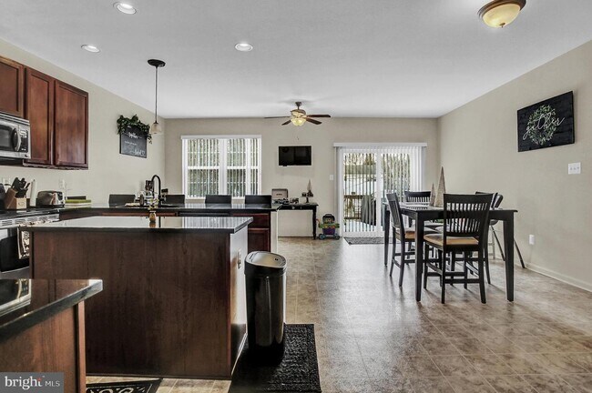 Building Photo - 64 Milestone Ct
