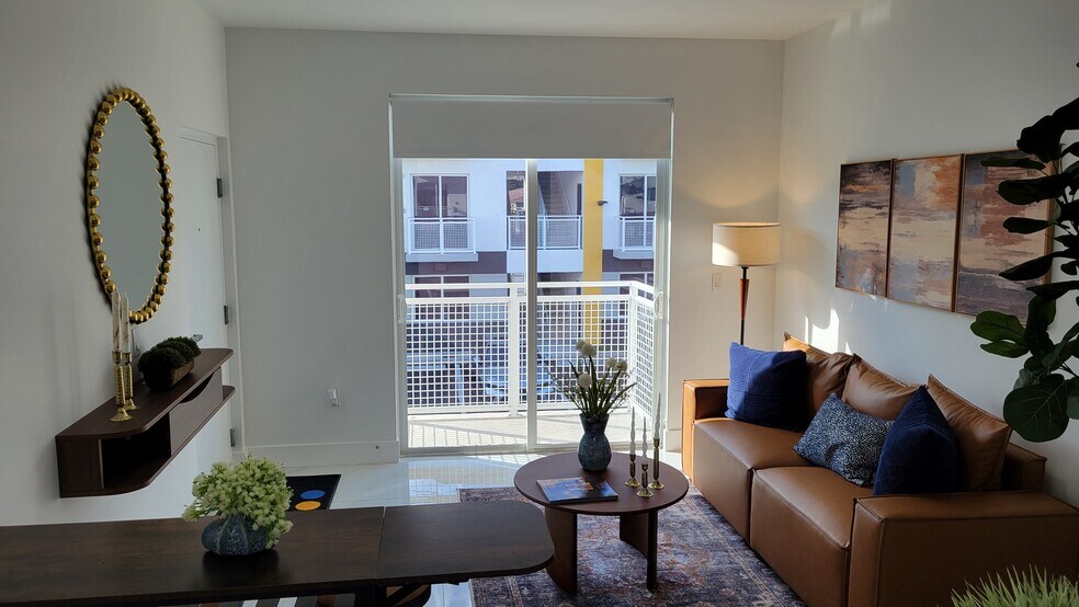 Building Photo - 1380 W 30th St