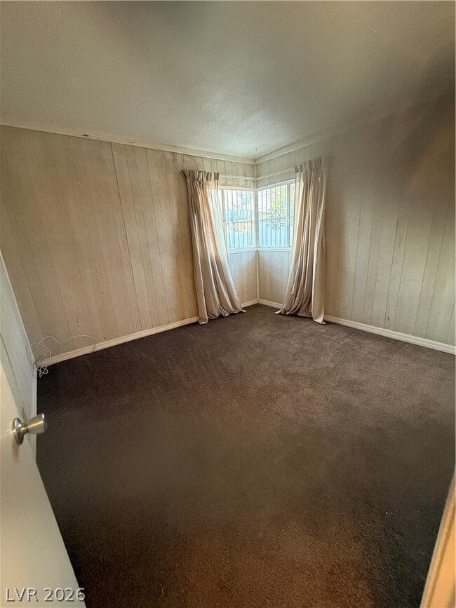 Building Photo - 2300 Pardee Pl