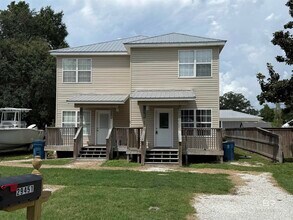 Building Photo - 29449 Canal Rd