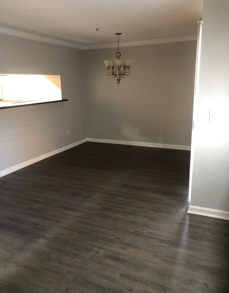 Building Photo - 805 Watson Canyon Ct