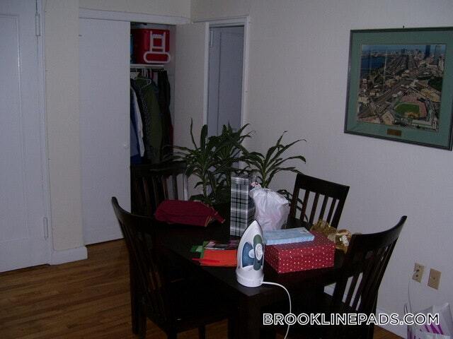 Building Photo - 50 Alton Pl