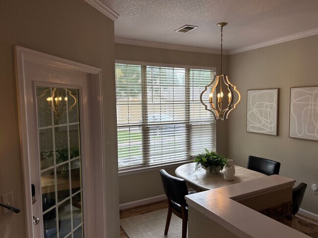 Building Photo - Great Condo in S/E Fort Collins