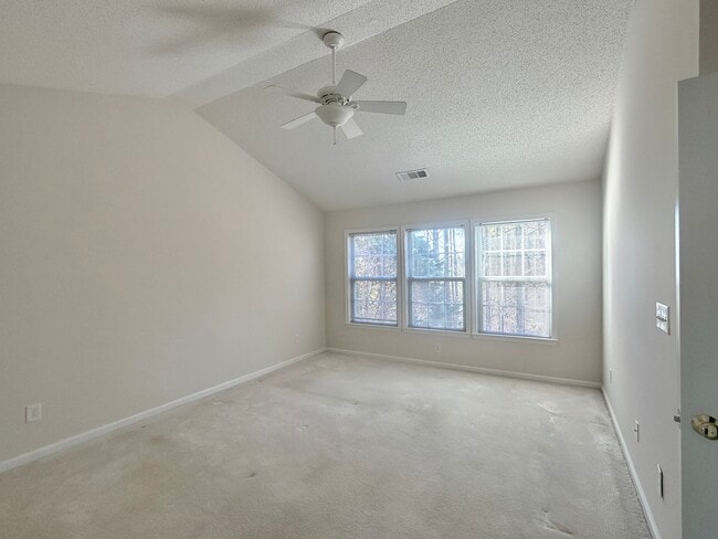 Building Photo - 510 Keeneland Ave