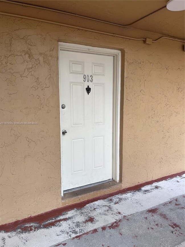 Building Photo - 9970 SW 88th St