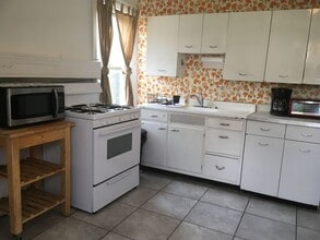 Building Photo - 5626 Wilkins Ave