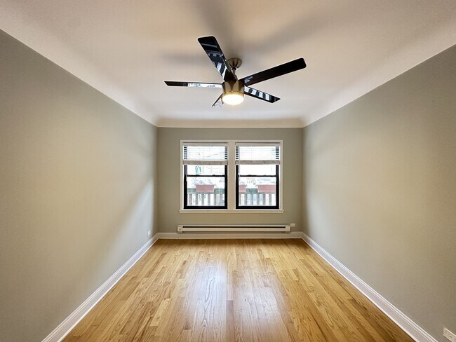 Building Photo - 550 Chestnut St