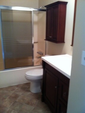 Building Photo - 104 Greenland Ct