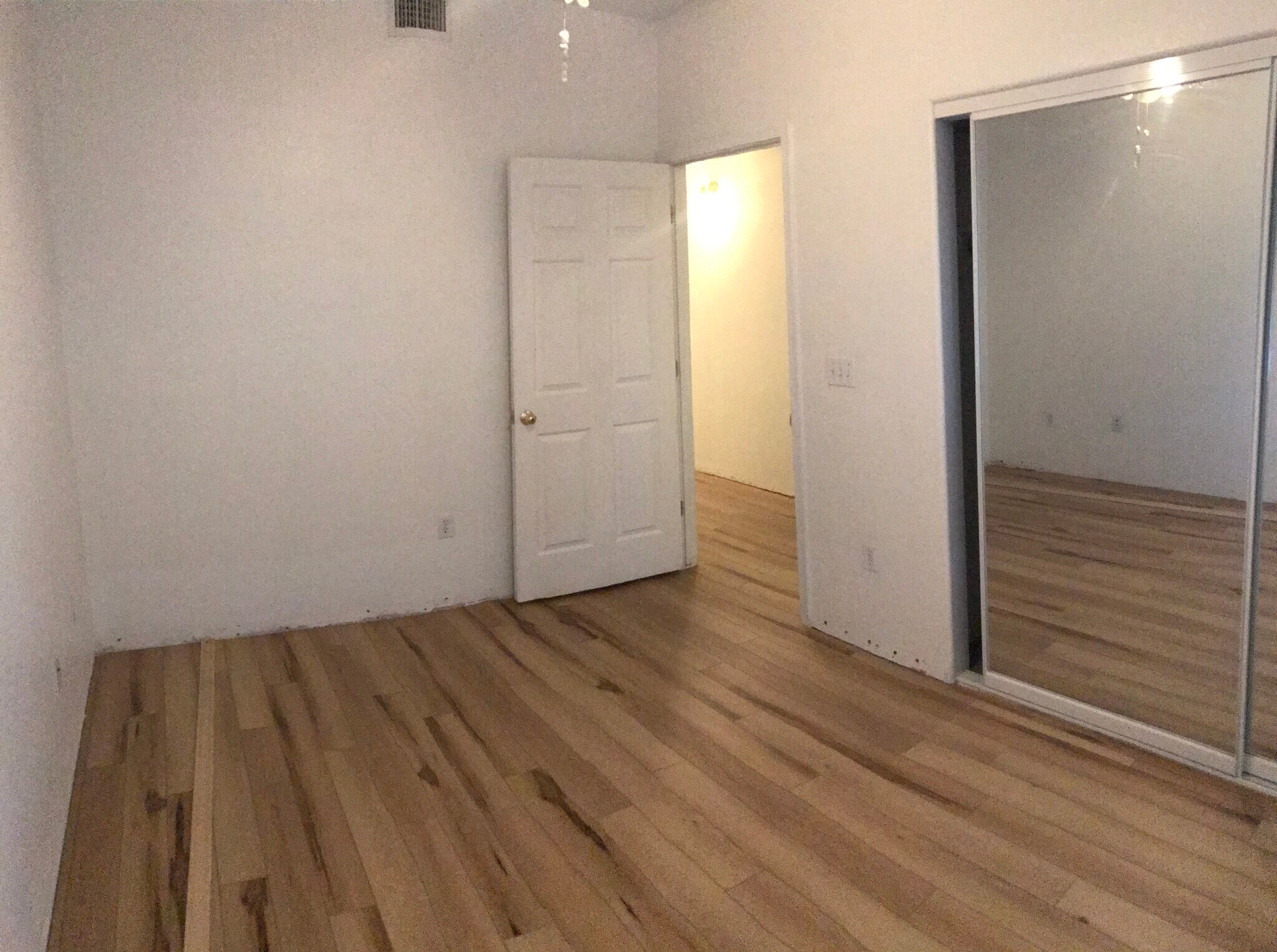 2nd bedroom. - 2687 Calle de Mercado