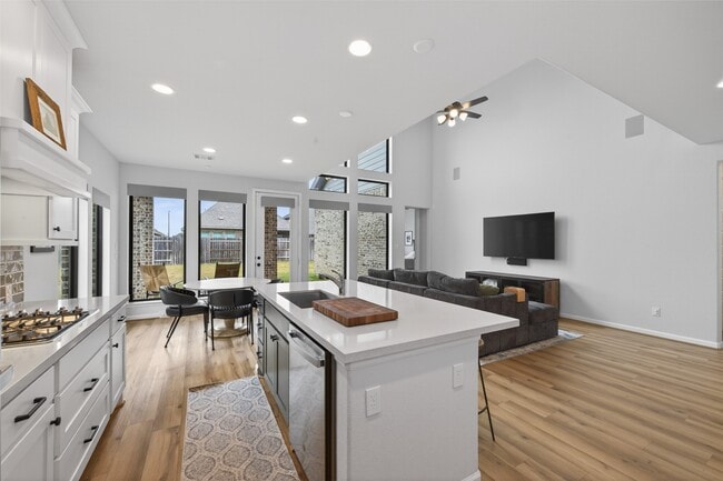 Building Photo - 7214 Darting Plover Wy