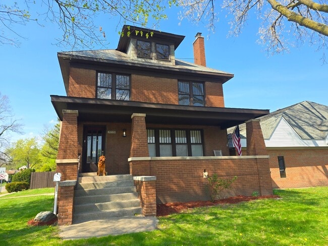 Building Photo - 26850 Seven Mile W