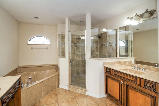 Building Photo - 4938 SW 99th Pl