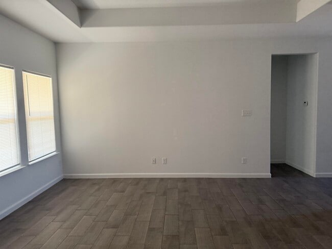 Building Photo - 314 Javier Dr