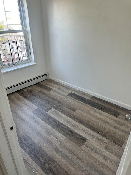 Building Photo - 340 2nd St