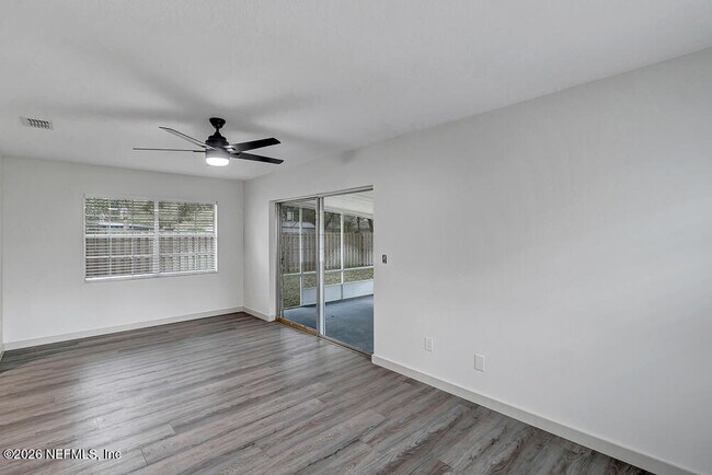 Building Photo - 407 Cassandra Ln