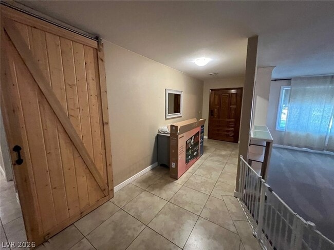 Building Photo - 3310 W Mardon Ave