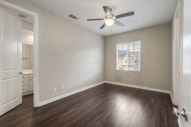 Building Photo - Charming Lake Rancho Viejo Home – Beautiful, Peaceful & Conveniently Located!