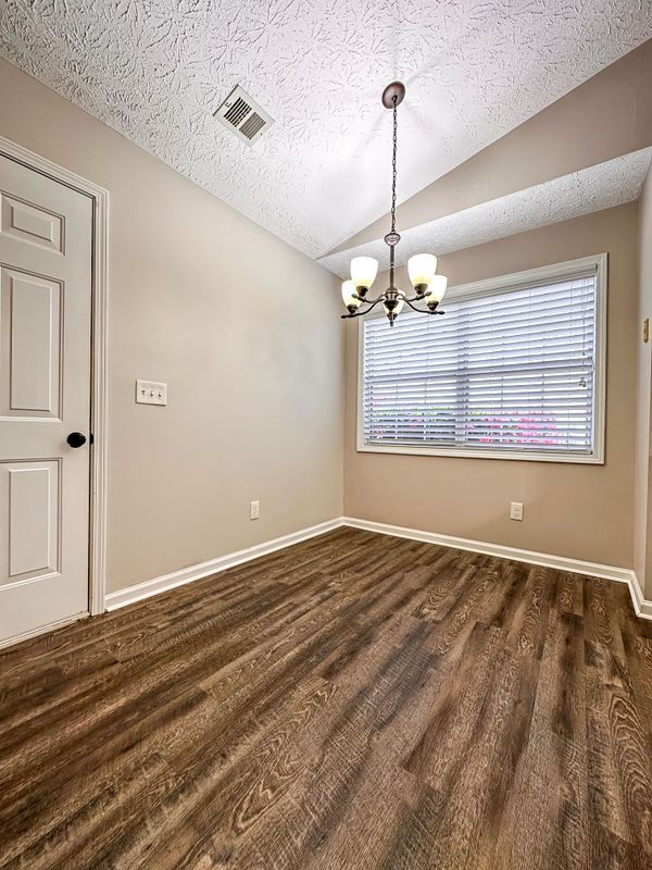 Building Photo - 3552 Plum Creek Trail NW