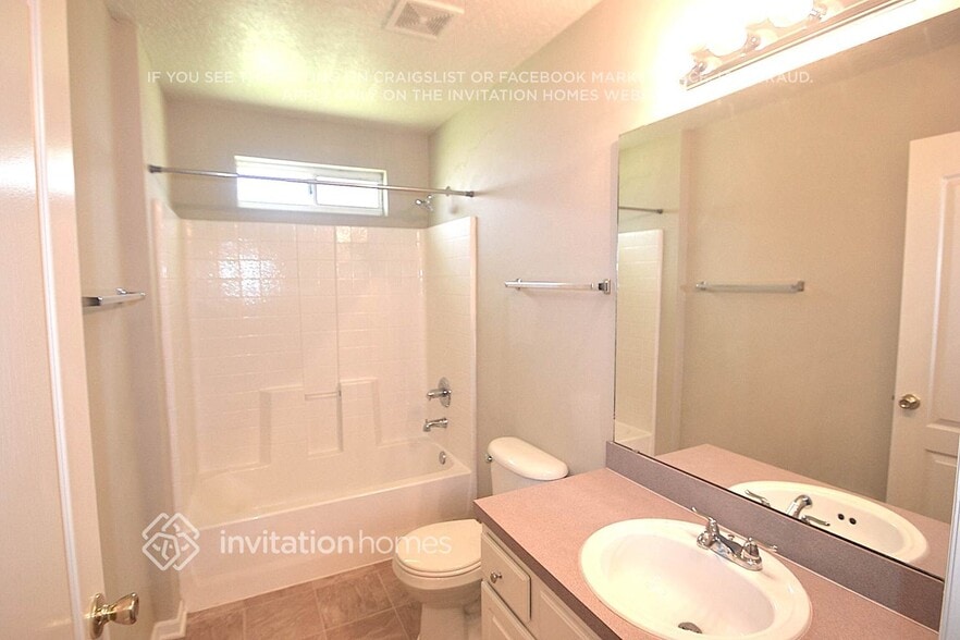 Building Photo - 6886 Wall Springs Dr