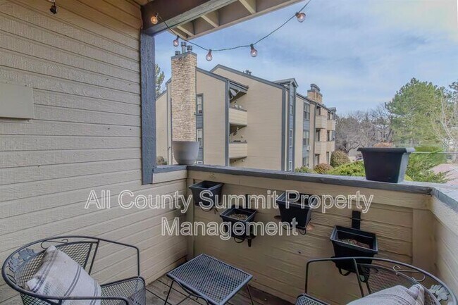 Building Photo - 16103 E Alaska Pl