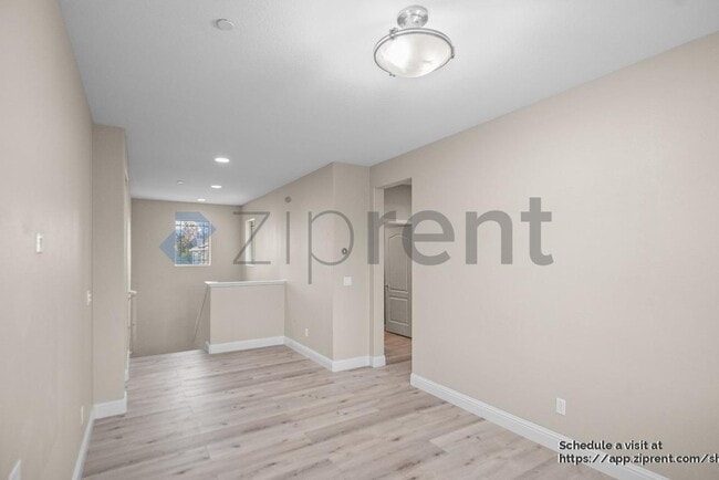 Building Photo - 1726 Hummingbird Way