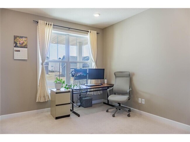 Building Photo - 1574 Edgebrook Ln