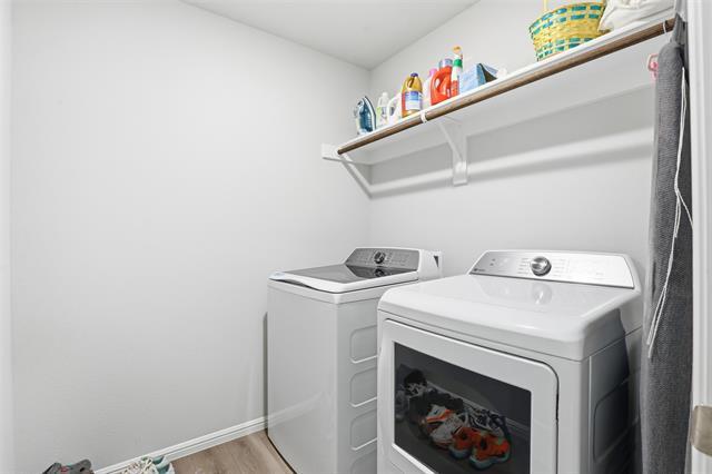 Building Photo - 3313 Redbud Flower Trl