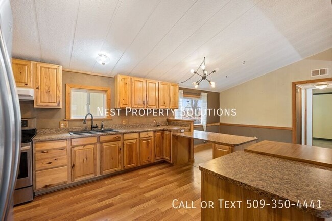 Building Photo - 16388 Rd I NE