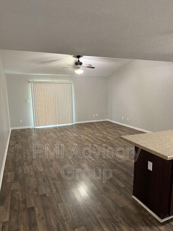 Building Photo - 3328 SE Taurus Ave