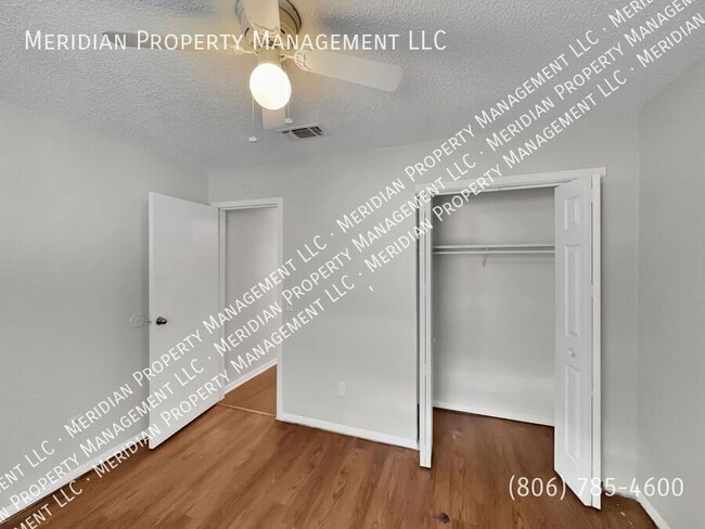 Building Photo - 9119 Belton Dr