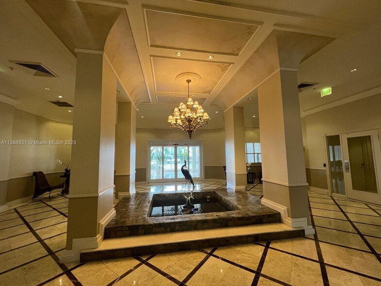 Building Photo - 701 Brickell Key
