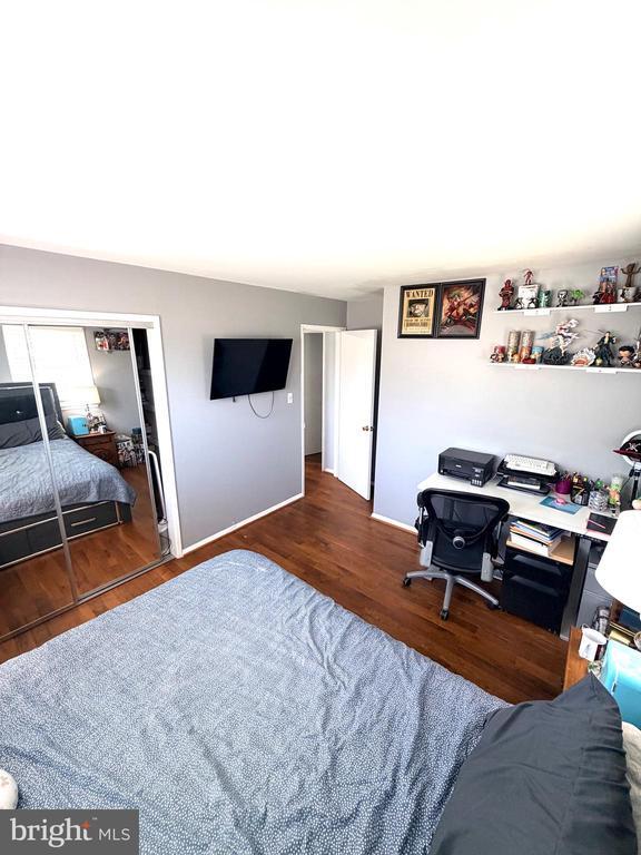 Building Photo - 7410 Dickenson St