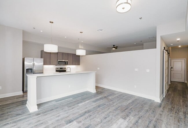 Living - The Flats on Archer - Reduced Rates on All...