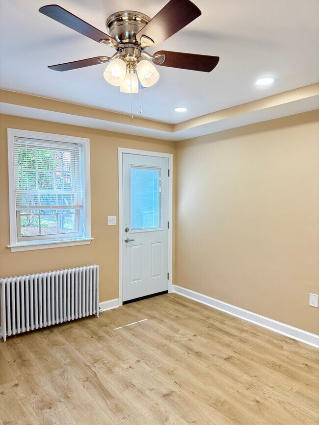 Building Photo - 8310 Garland Ave