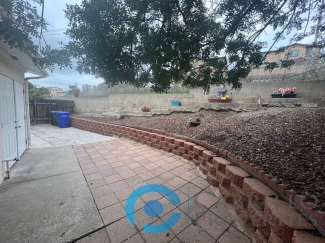 Building Photo - 8200 Lemon Grove Way