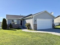 Building Photo - 2175 Roy Dr