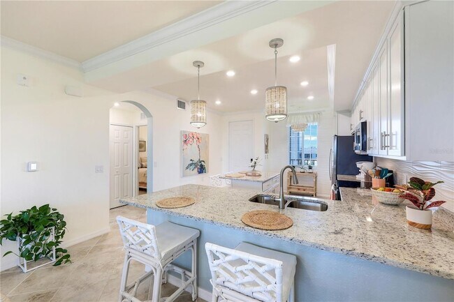Building Photo - 14051 Heritage Landing Blvd