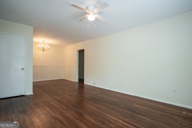 Building Photo - 175 Habersham Way