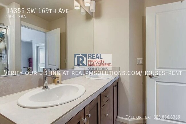 Building Photo - 14359 SW 169th Ave