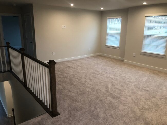 Building Photo - 2198 Craven Ln