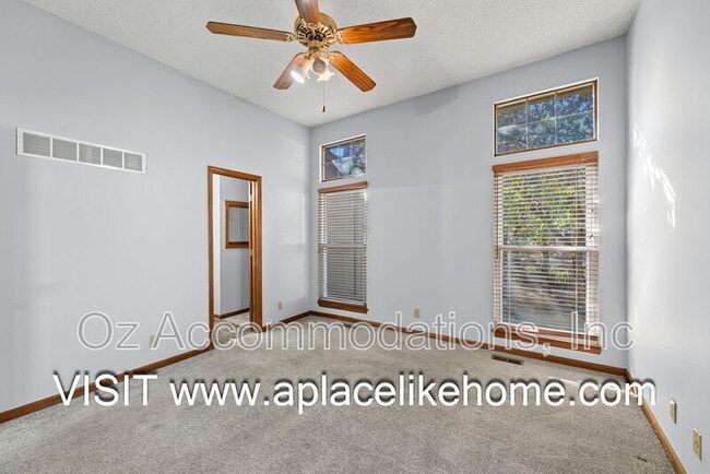 Building Photo - 15306 Riley St