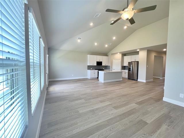 Building Photo - 678 Woodland Ave